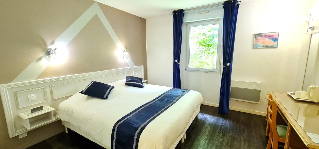 Fasthotel Oloron Hostellerie Du Paon Blanc Lurbe-Saint-Christau Zewnętrze zdjęcie
