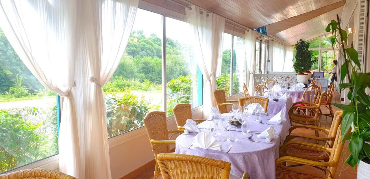 Fasthotel Oloron Hostellerie Du Paon Blanc Lurbe-Saint-Christau Zewnętrze zdjęcie